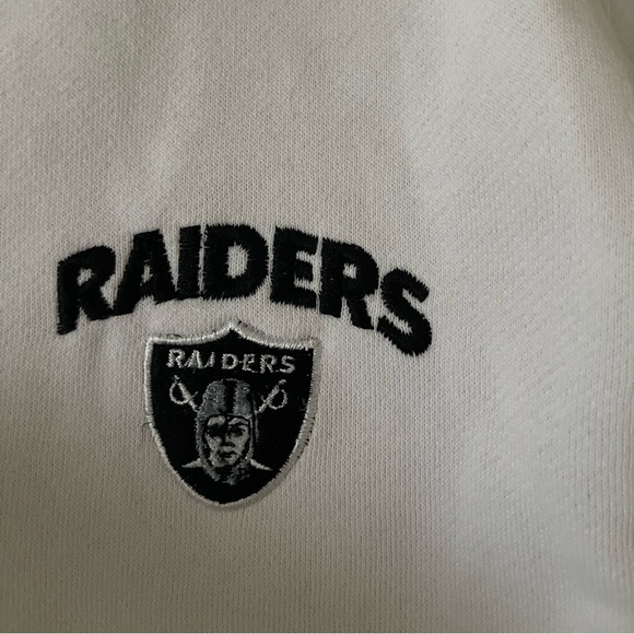 Raiders NFL size large - Picture 3 of 5